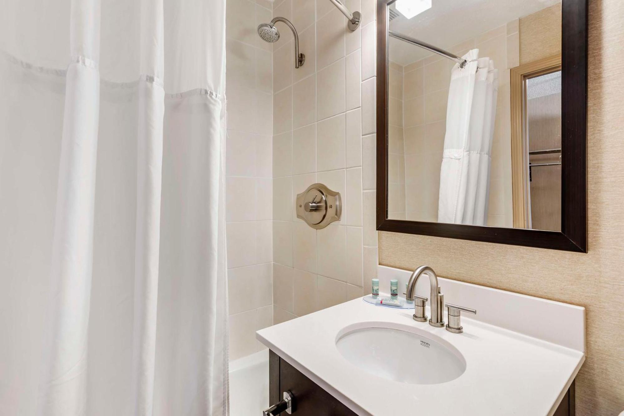 Best Western Watertown/Fort Drum Dış mekan fotoğraf