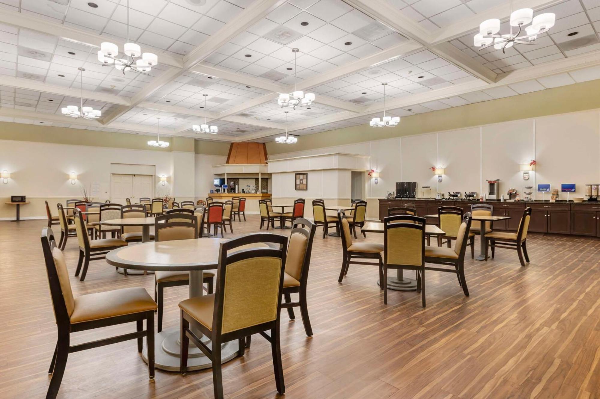 Best Western Watertown/Fort Drum Dış mekan fotoğraf