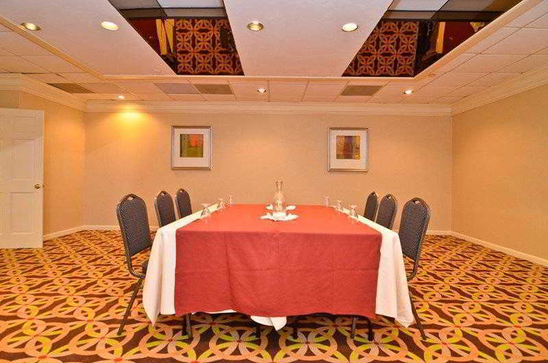 Best Western Watertown/Fort Drum Restoran fotoğraf